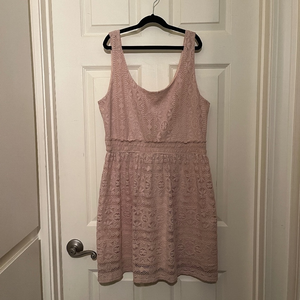 𝅺AUW Dress Pink‎ Size M Lace. Tank. Lined.